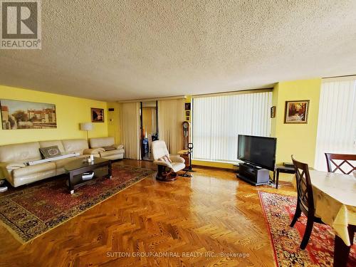 1102 - 131 Torresdale Avenue S, Toronto (Westminster-Branson), ON - Indoor Photo Showing Other Room