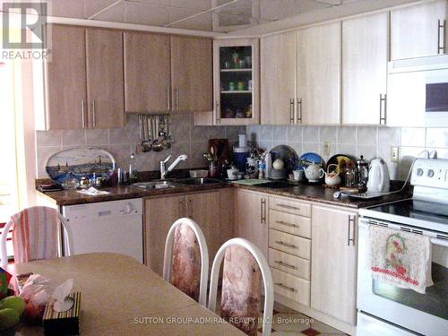 1102 - 131 Torresdale Avenue S, Toronto (Westminster-Branson), ON - Indoor Photo Showing Kitchen With Double Sink