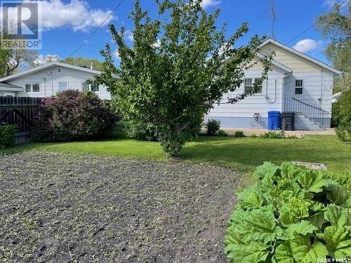 216 4Th Avenue W, Canora, SK - Outdoor