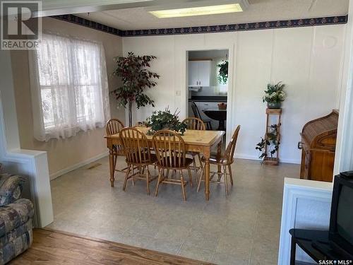 216 4Th Avenue W, Canora, SK - Indoor Photo Showing Dining Room