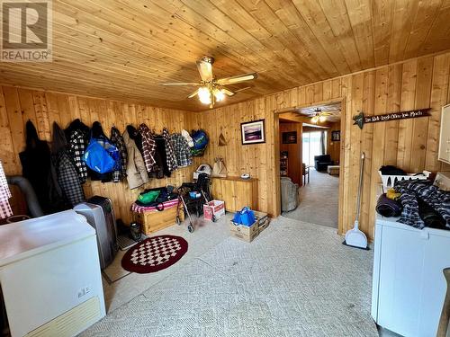 2600 Spout Lake Road, Lac La Hache, BC - Indoor