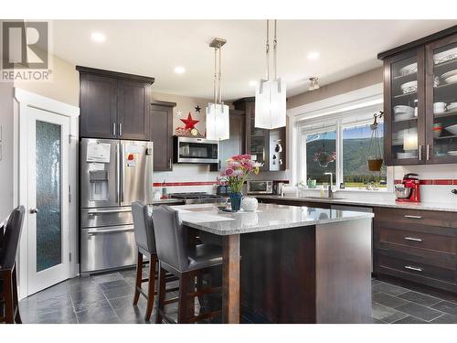 4537 Lansdowne Road, Armstrong, BC - Indoor Photo Showing Kitchen With Upgraded Kitchen