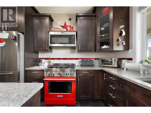 4537 Lansdowne Road, Armstrong, BC - Indoor Photo Showing Kitchen