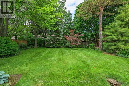 11 Conifer Crescent, London, ON - Outdoor