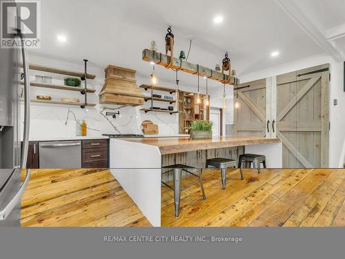 7 Cluney Place, London, ON - Indoor Photo Showing Kitchen