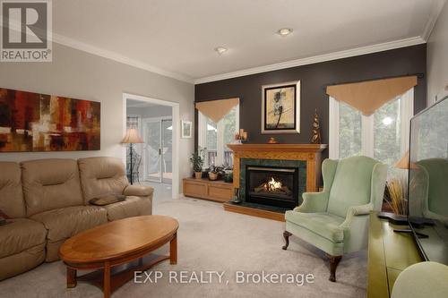 127 Glenridge Crescent, London, ON - Indoor Photo Showing Living Room With Fireplace