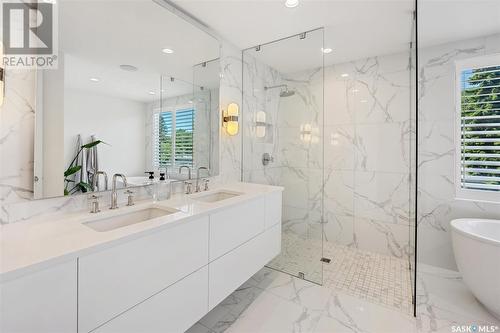 512 Bate Crescent, Saskatoon, SK - Indoor Photo Showing Bathroom