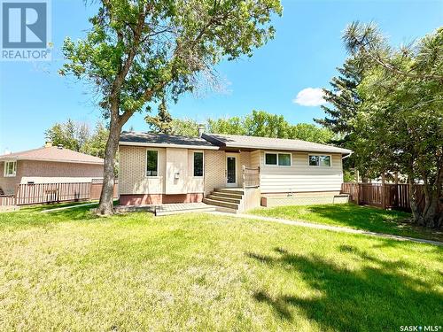 211 Ash Drive, Weyburn, SK - Outdoor