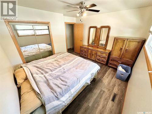 211 Ash Drive, Weyburn, SK - Indoor Photo Showing Bedroom