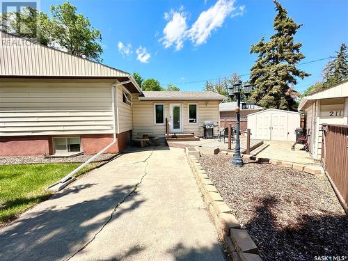 211 Ash Drive, Weyburn, SK - Outdoor