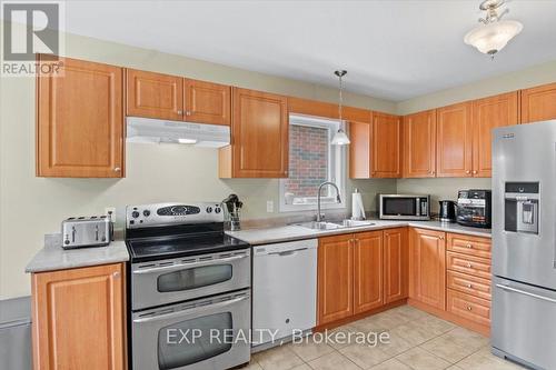 8 Milner Court, Kawartha Lakes, ON - Indoor Photo Showing Kitchen With Stainless Steel Kitchen