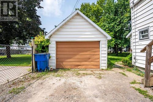 567 Duncan Street, Chatham-Kent, ON - Outdoor With Exterior