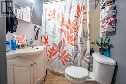 567 Duncan Street, Chatham-Kent, ON - Indoor Photo Showing Bathroom