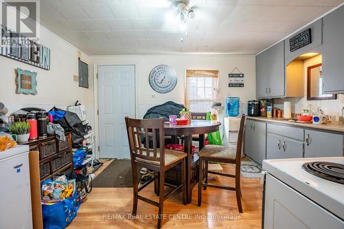 567 Duncan Street, Chatham-Kent, ON - Indoor Photo Showing Kitchen