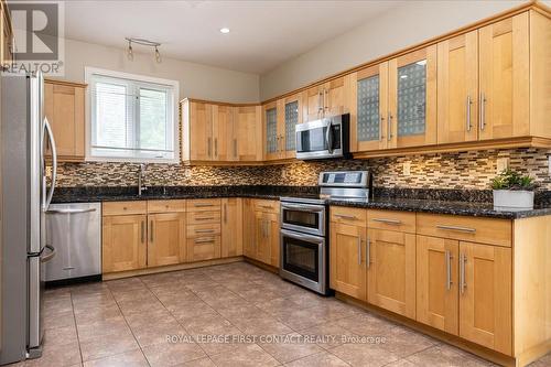 78 Fairway Crescent, Wasaga Beach, ON - Indoor Photo Showing Kitchen