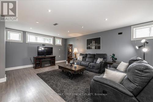 78 Fairway Crescent, Wasaga Beach, ON - Indoor Photo Showing Living Room