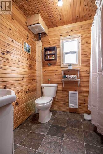 610 Salmonier Line, Salmonier Line, NL - Indoor Photo Showing Bathroom