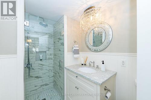 162 Victoria Street, Southwest Middlesex, ON - Indoor Photo Showing Bathroom