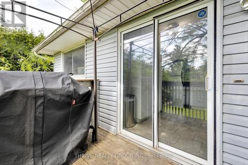 52 Renny Crescent, London, ON - Outdoor With Exterior