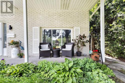 52 Renny Crescent, London, ON - Outdoor With Exterior