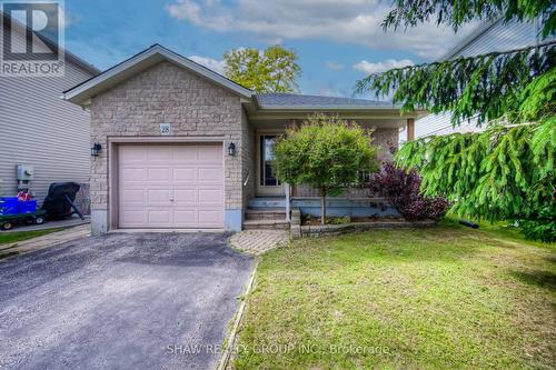 28 Peglar Crescent, Centre Wellington (Fergus), ON - Outdoor