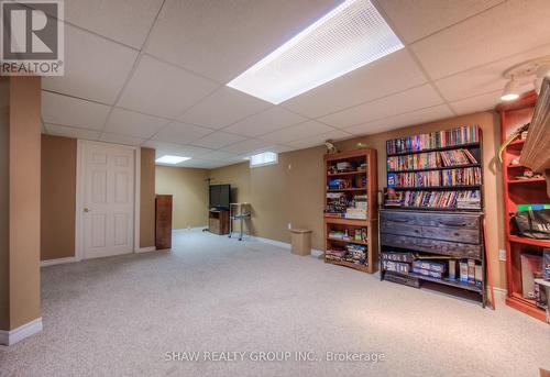 28 Peglar Crescent, Centre Wellington (Fergus), ON - Indoor