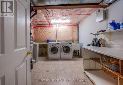 28 Peglar Crescent, Centre Wellington (Fergus), ON - Indoor Photo Showing Laundry Room