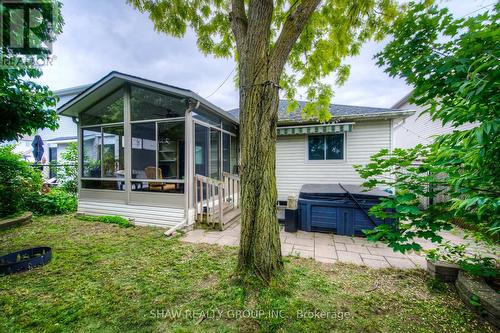 28 Peglar Crescent, Centre Wellington (Fergus), ON - Outdoor With Deck Patio Veranda