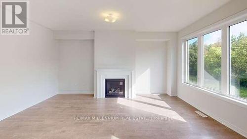 335 Leanne Lane, Shelburne, ON - Indoor Photo Showing Living Room With Fireplace