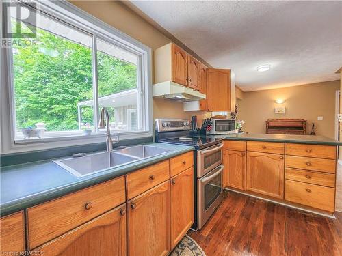 243 Spry Lake Road, Oliphant, ON - Indoor Photo Showing Kitchen