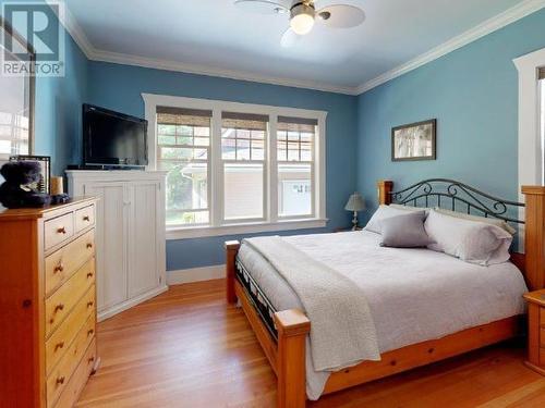 7111 Baker Street, Powell River, BC - Indoor Photo Showing Bedroom