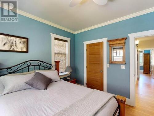 7111 Baker Street, Powell River, BC - Indoor Photo Showing Bedroom