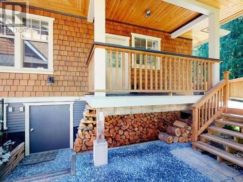 7111 Baker Street, Powell River, BC - Outdoor With Deck Patio Veranda With Exterior