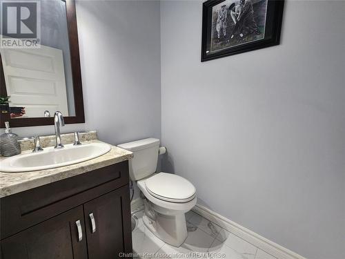 3 Jonathan Street, Chatham, ON - Indoor Photo Showing Bathroom