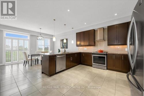 111 Garinger Crescent, Hamilton (Binbrook), ON - Indoor Photo Showing Kitchen With Upgraded Kitchen