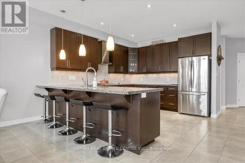 111 Garinger Crescent, Hamilton (Binbrook), ON - Indoor Photo Showing Kitchen With Upgraded Kitchen