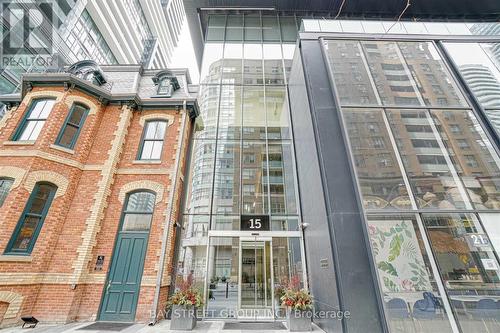 2610 - 15 Grenville Street, Toronto, ON - Outdoor With Facade