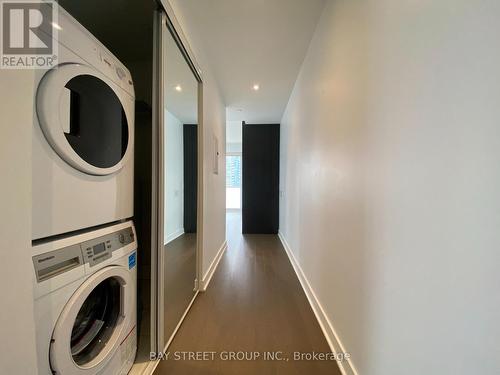 2610 - 15 Grenville Street, Toronto, ON - Indoor Photo Showing Laundry Room
