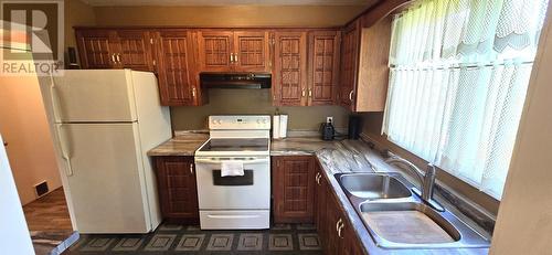 136 Winterland Road, Burin Bay Arm, NL - Indoor Photo Showing Kitchen