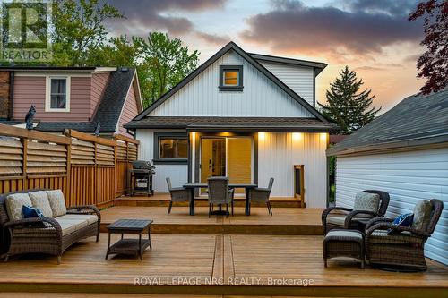 5901 Murray Street, Niagara Falls, ON - Outdoor With Deck Patio Veranda With Exterior