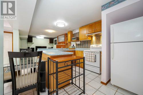 16 Sunforest Drive, Brampton, ON - Indoor Photo Showing Kitchen