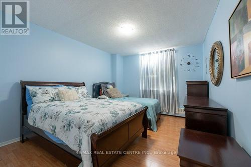 912 - 1950 Kennedy Road, Toronto (Dorset Park), ON - Indoor Photo Showing Bedroom