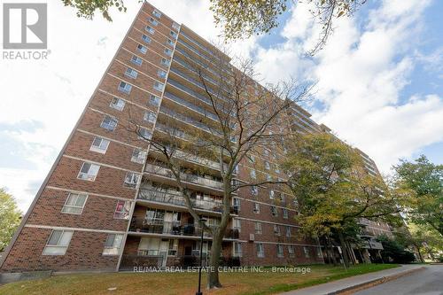 912 - 1950 Kennedy Road, Toronto (Dorset Park), ON - Outdoor With Facade