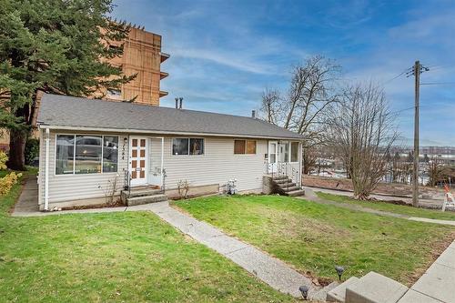 7380 James Street, Mission, BC - Outdoor