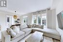 2131 Speare Court, Innisfil, ON  - Indoor Photo Showing Living Room 