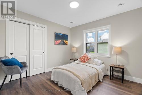 137 Victoria Avenue E, South Huron (Crediton), ON - Indoor Photo Showing Bedroom