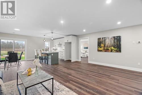 137 Victoria Avenue E, South Huron (Crediton), ON - Indoor Photo Showing Living Room