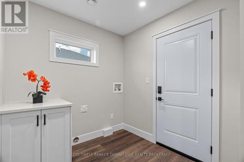 137 Victoria Avenue E, South Huron (Crediton), ON - Indoor Photo Showing Other Room