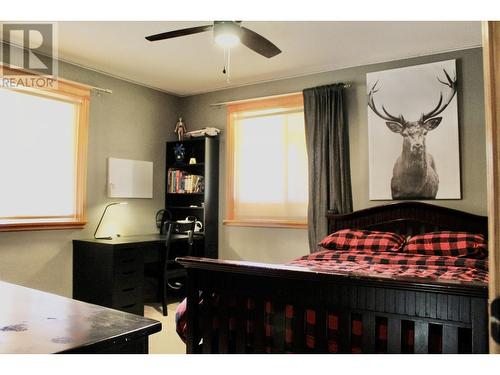 936 Fraser Avenue, 100 Mile House, BC - Indoor Photo Showing Bedroom