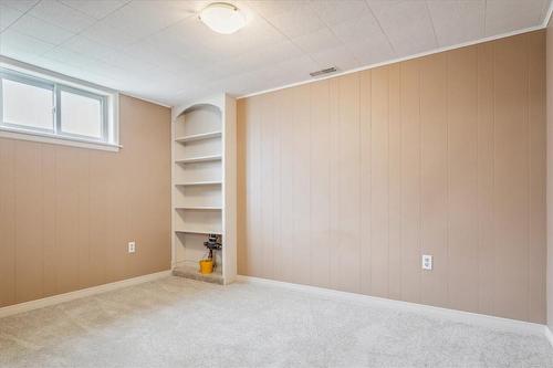 501 Upper Paradise Road, Hamilton, ON - Indoor Photo Showing Other Room